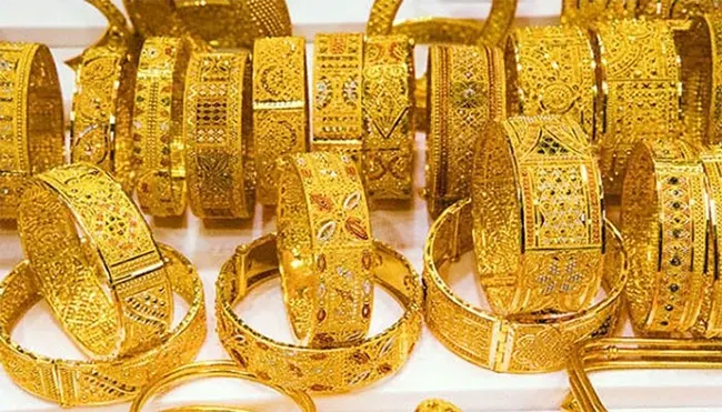সোনার দামে পতন, ভরিতে কমল কত?
