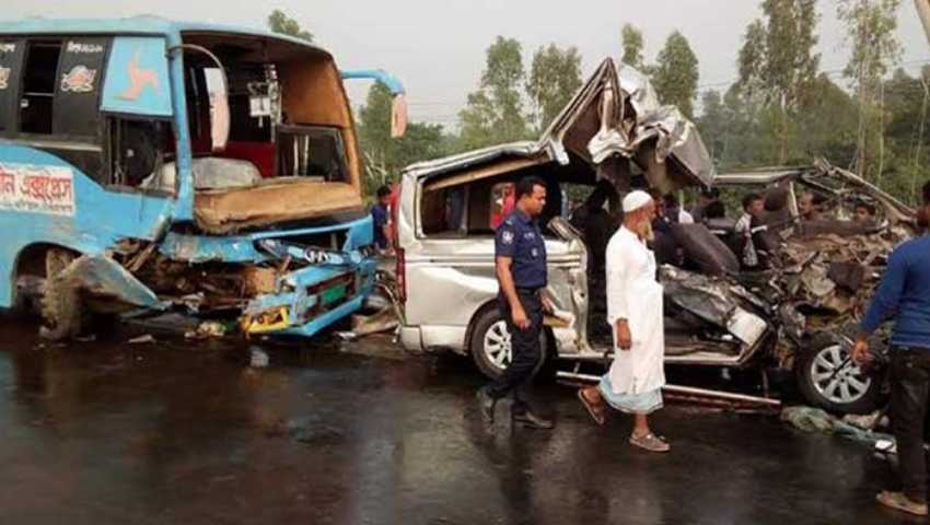 আগস্টে সড়ক দুর্ঘটনায় ৪৮১ জনের মৃত্যু