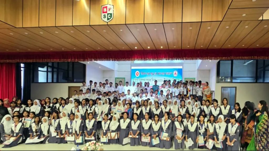 আজকের সচেতন শিক্ষার্থীই আগামী দিনের দায়িত্বশীল চালক, যাত্রী ও পথচারী