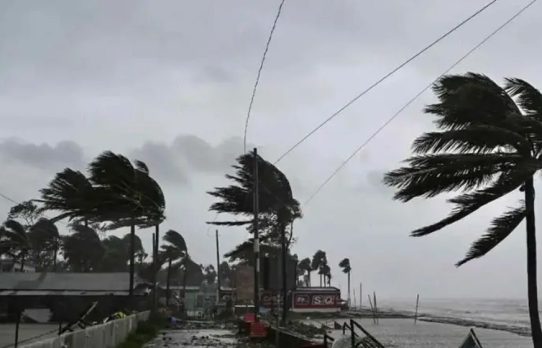 সন্ধ্যার মধ্যে দেশের ৫ জেলায় বজ্রবৃষ্টির পূর্বাভাস