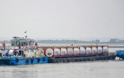ভারত ভাগের ৭০ বছর পর আসাম থেকে ঢাকার পথে প্রথম কার্গো জাহাজ