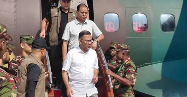 রাজশাহীতে পৌঁছেছেন প্রধানমন্ত্রী