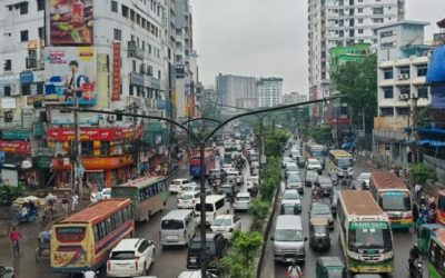 পুরোনো রূপে ঢাকা, সড়কে যানজট-গণপরিবহনে ভিড়
