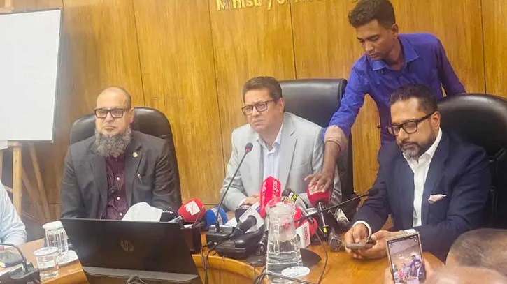 আগামী মন্ত্রিসভায় সচিবালয় স্থানান্তরের বিষয়ে উপস্থাপন করা হবে: গণপূর্তমন্ত্রী